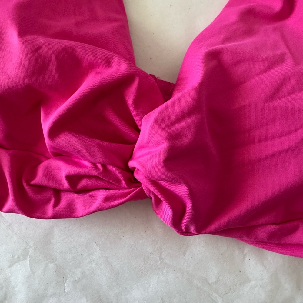 LANDS’ END Size 6 Pink Underwire Bikini Swimsuit Top - Picture 2 of 5